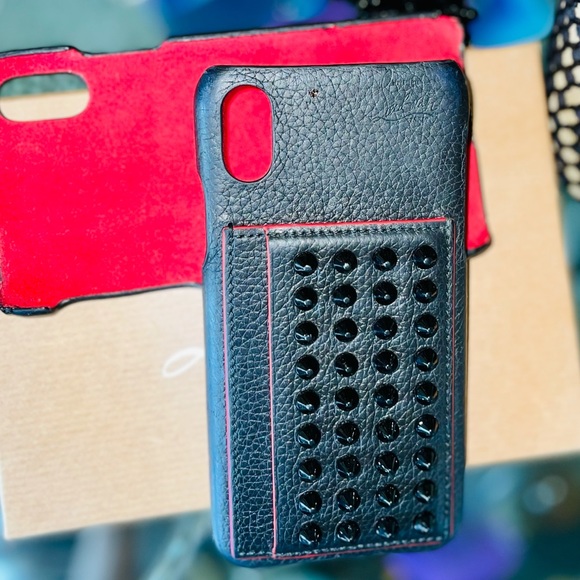 Louboutin Kios iPhone X covers - Picture 5 of 12